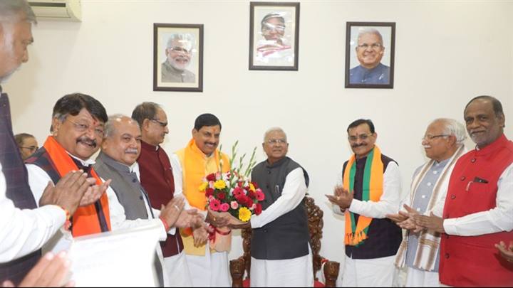 राज्यपाल श्री मंगुभाई पटेल ने डॉ. मोहन यादव को मुख्यमंत्री नियुक्त किया